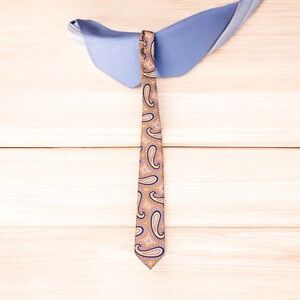 Charles Tyrwhitt English Paisley blue, yellow & white tie